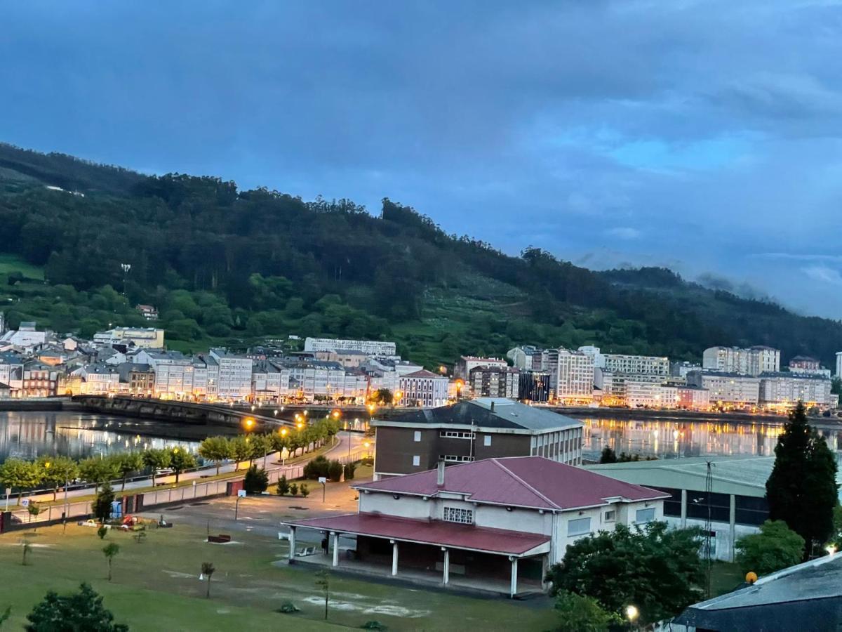 Apartamento Vistas Al Mar Viveiro Ngoại thất bức ảnh