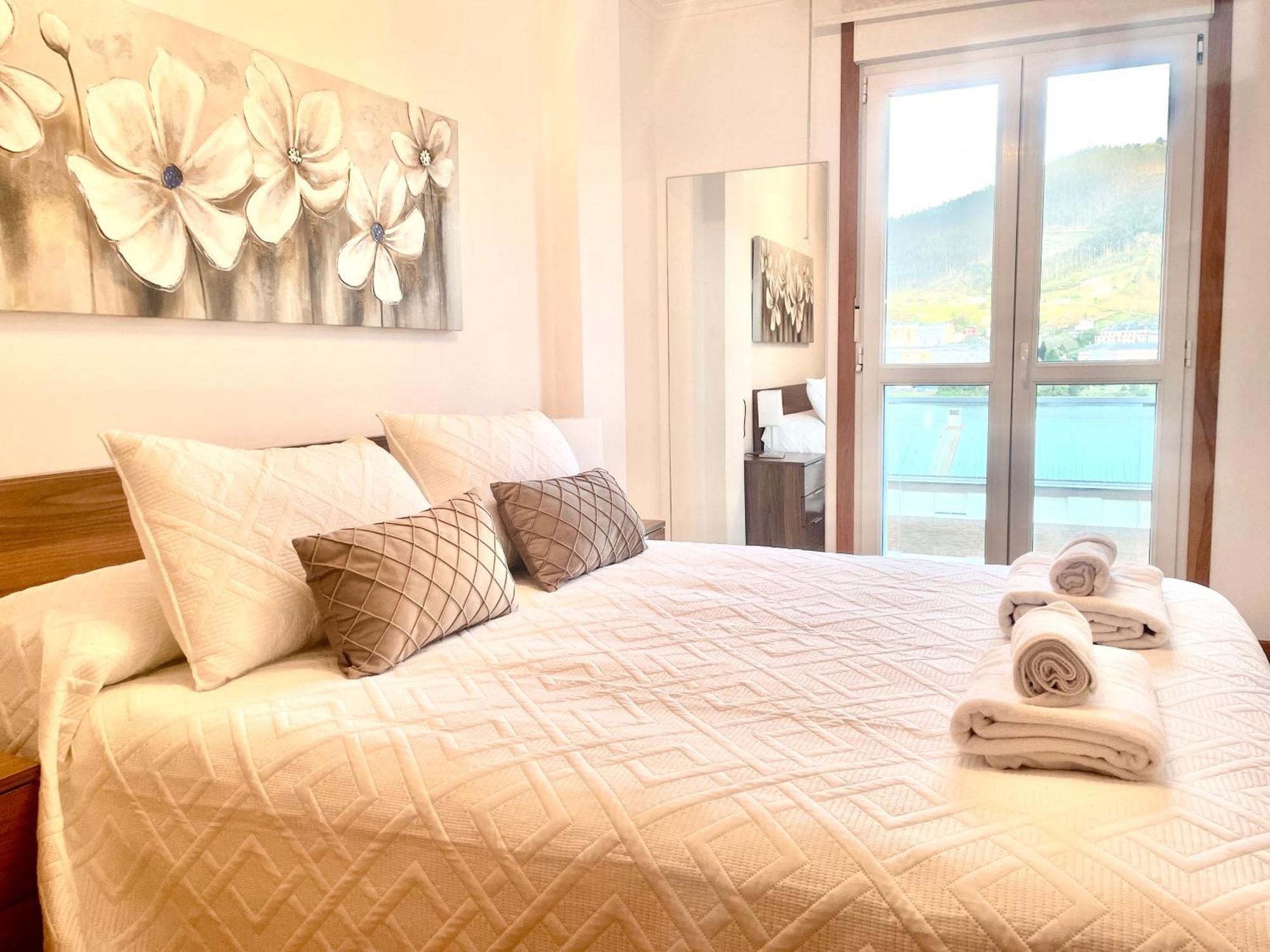 Apartamento Vistas Al Mar Viveiro Ngoại thất bức ảnh